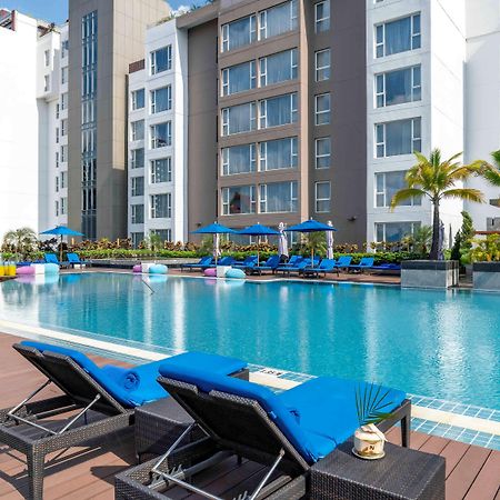 Novotel Yangon Max Luaran gambar