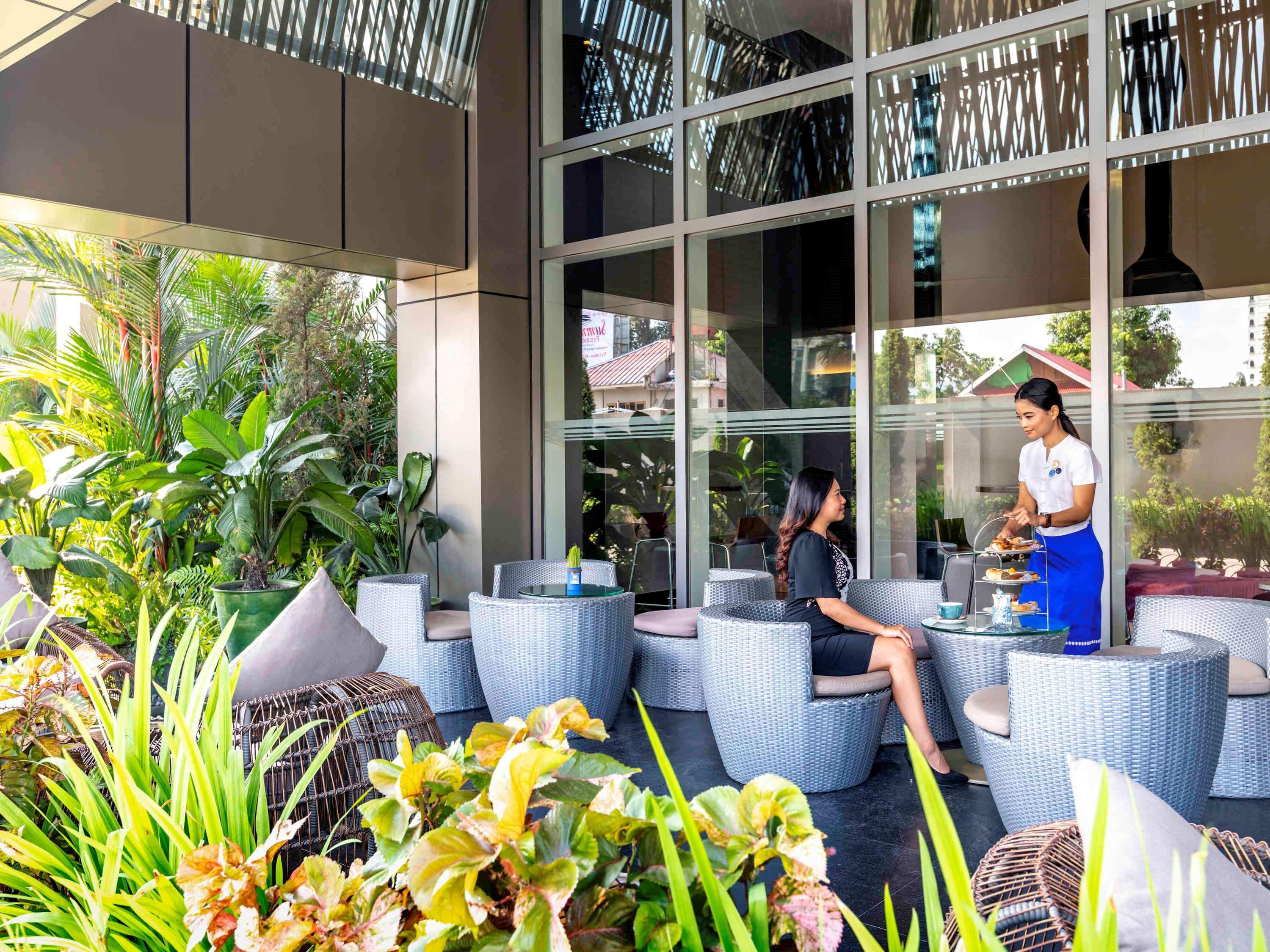 Novotel Yangon Max Luaran gambar
