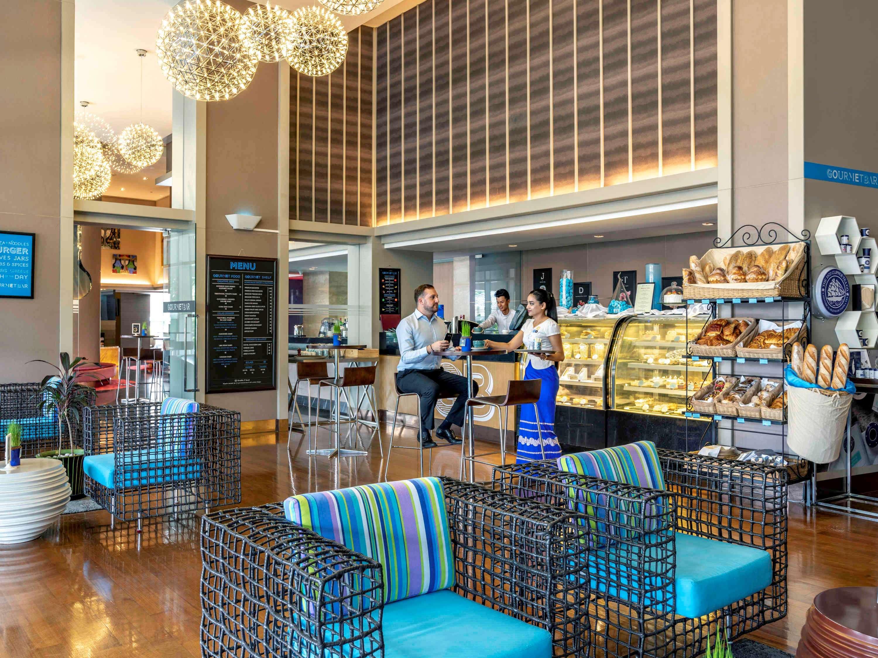 Novotel Yangon Max Luaran gambar