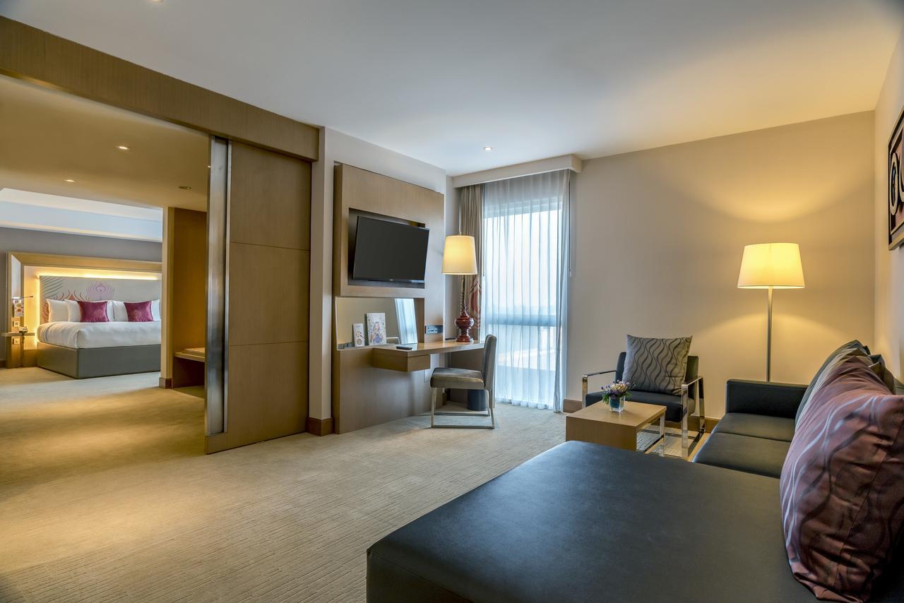 Novotel Yangon Max Luaran gambar