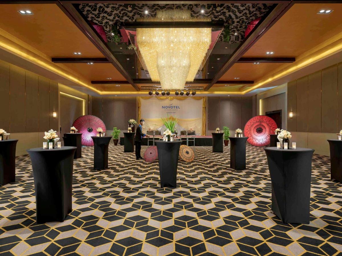 Novotel Yangon Max Luaran gambar